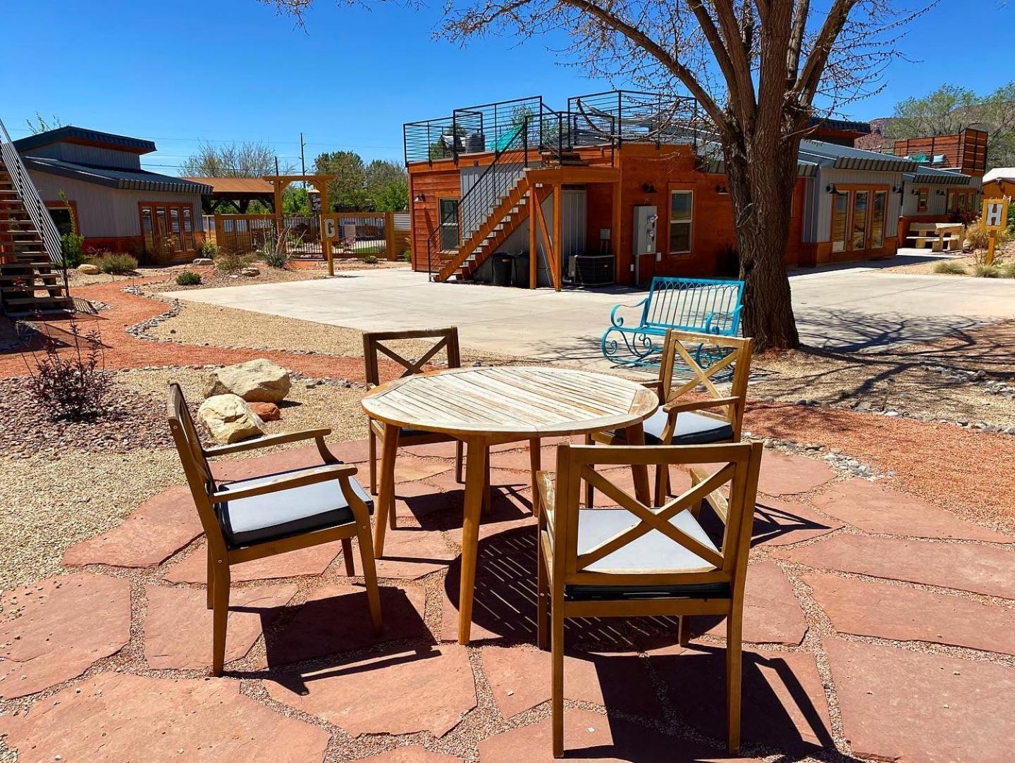 Timber & Tin G 2bed 2bath W Pool & Rooftop Deck * Kanab